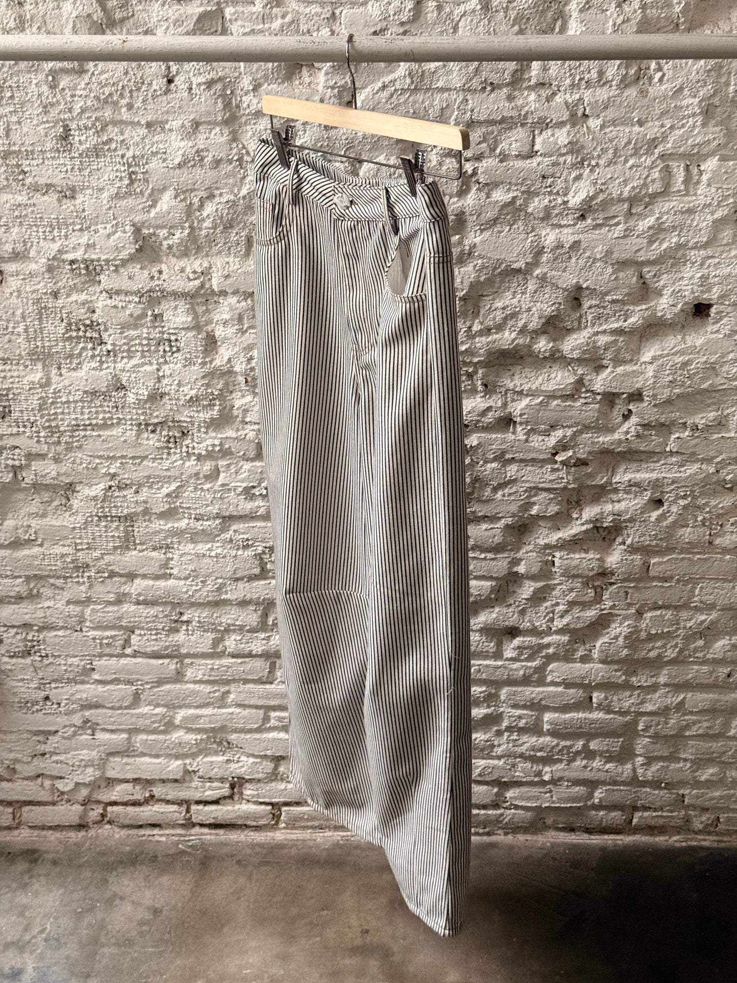 Pantalón Multiraya Blanco y Negro