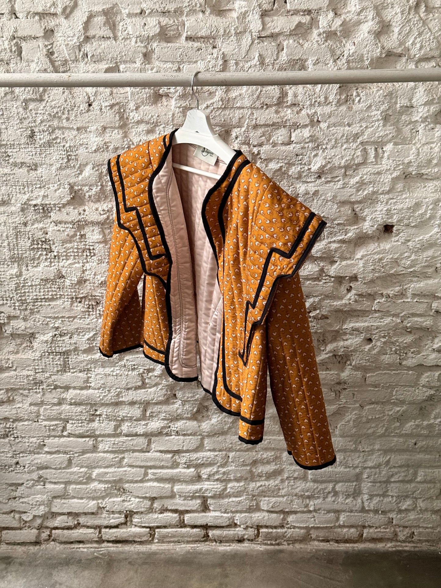 Chaqueta Provenzal Ribeteada