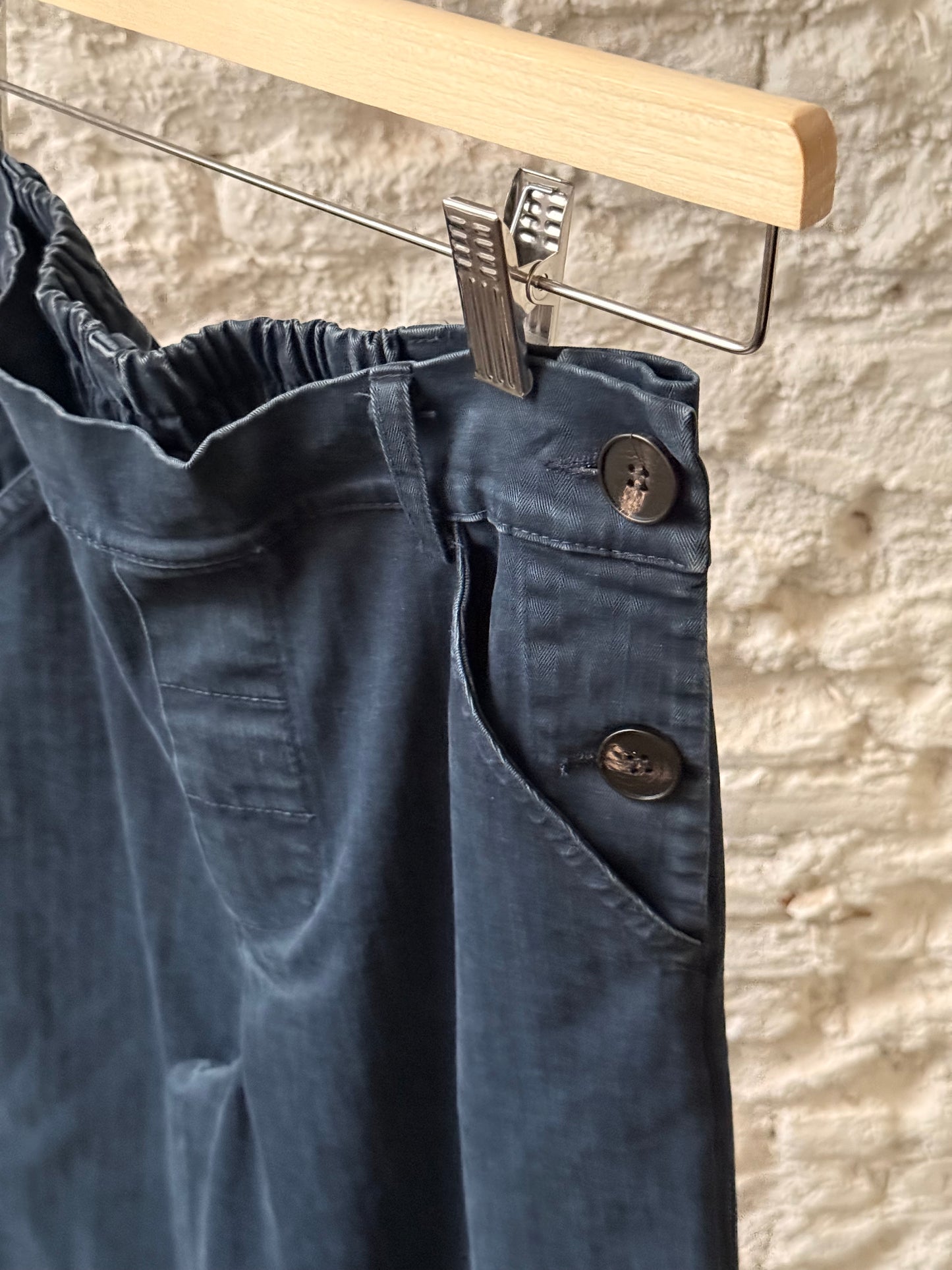 Pantalón Cargo Botones Laterales