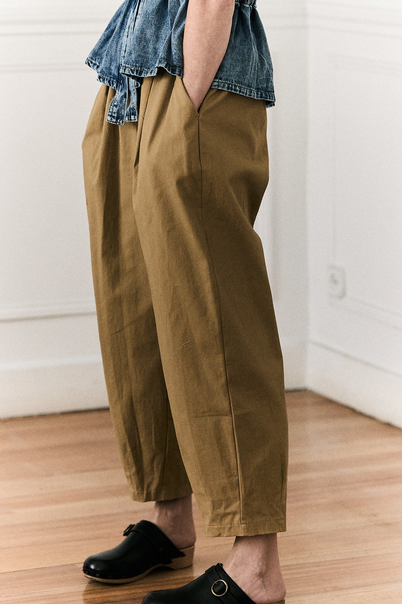 Pantalón Pinzas Baggy