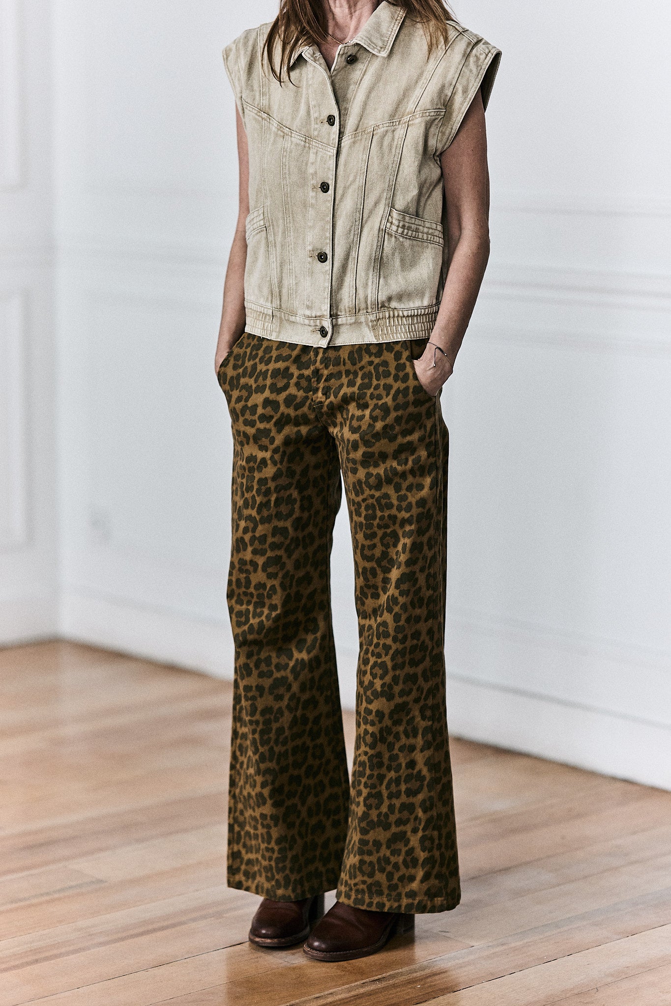 Pantalón Acampanado Animal Print