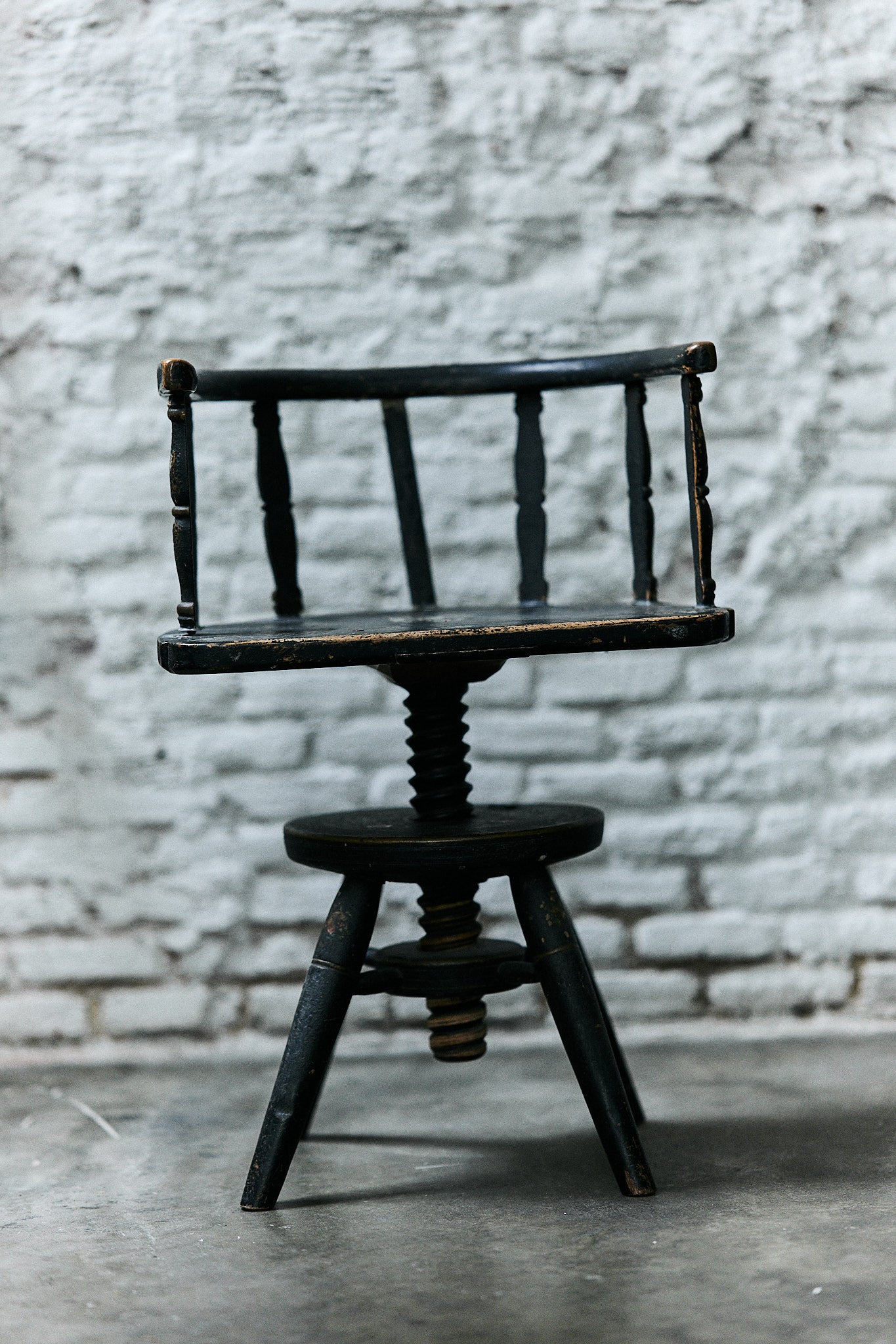 Asiento Giratorio Folk Suecia, 1800