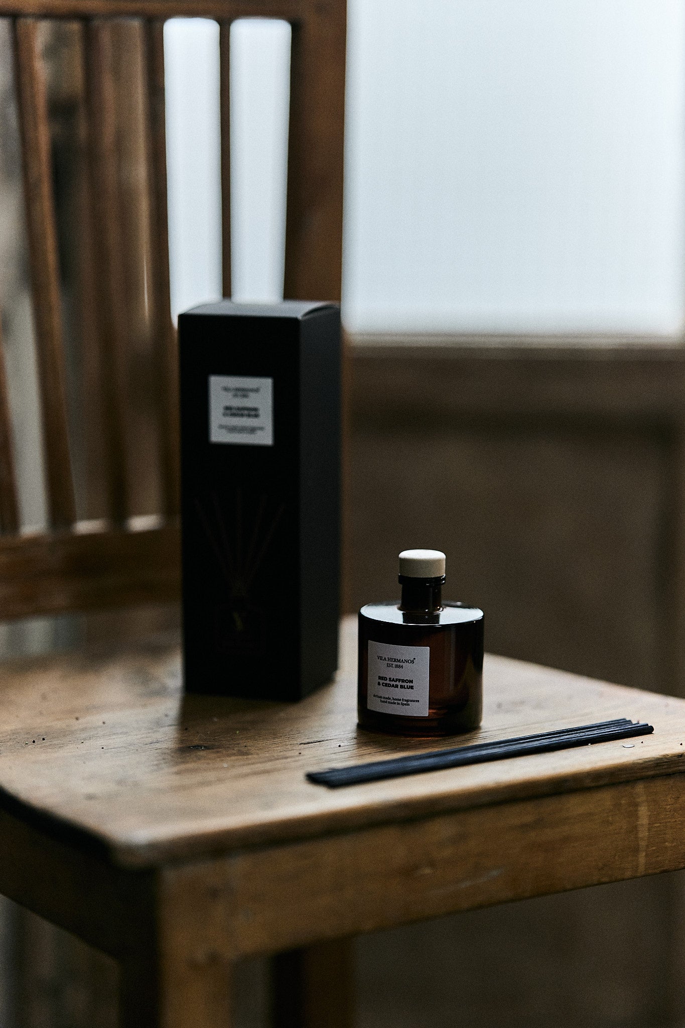 Ladenac Apothecary - Red Saffron & Cedar Blue